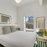 West Loop 1Br Apartment With In-Unit Laundry - Lake 301