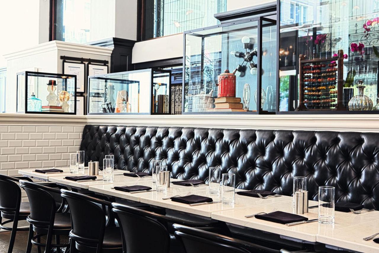 Hotel Staypineapple, An Iconic Hotel, The Loop Chicago