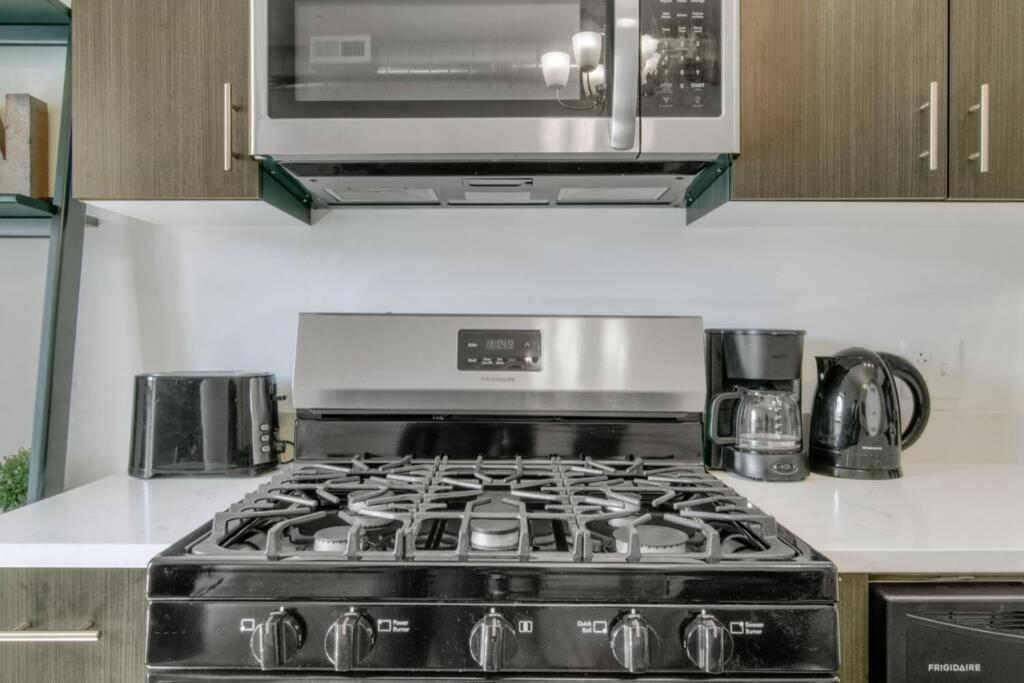 Apartment West Loop 1br With In-unit Laundry - 301