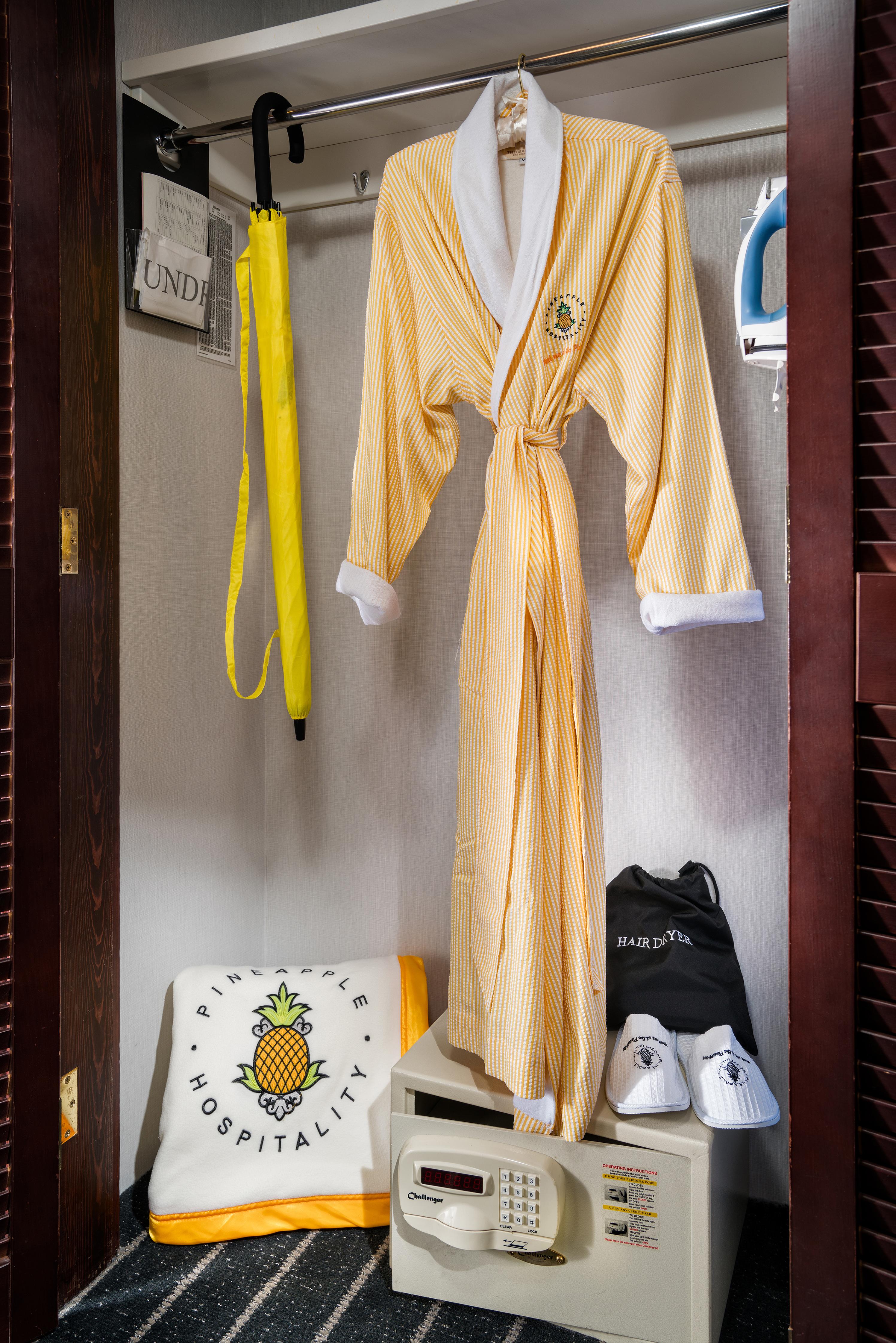 Hotel Staypineapple, An Iconic Hotel, The Loop 4*