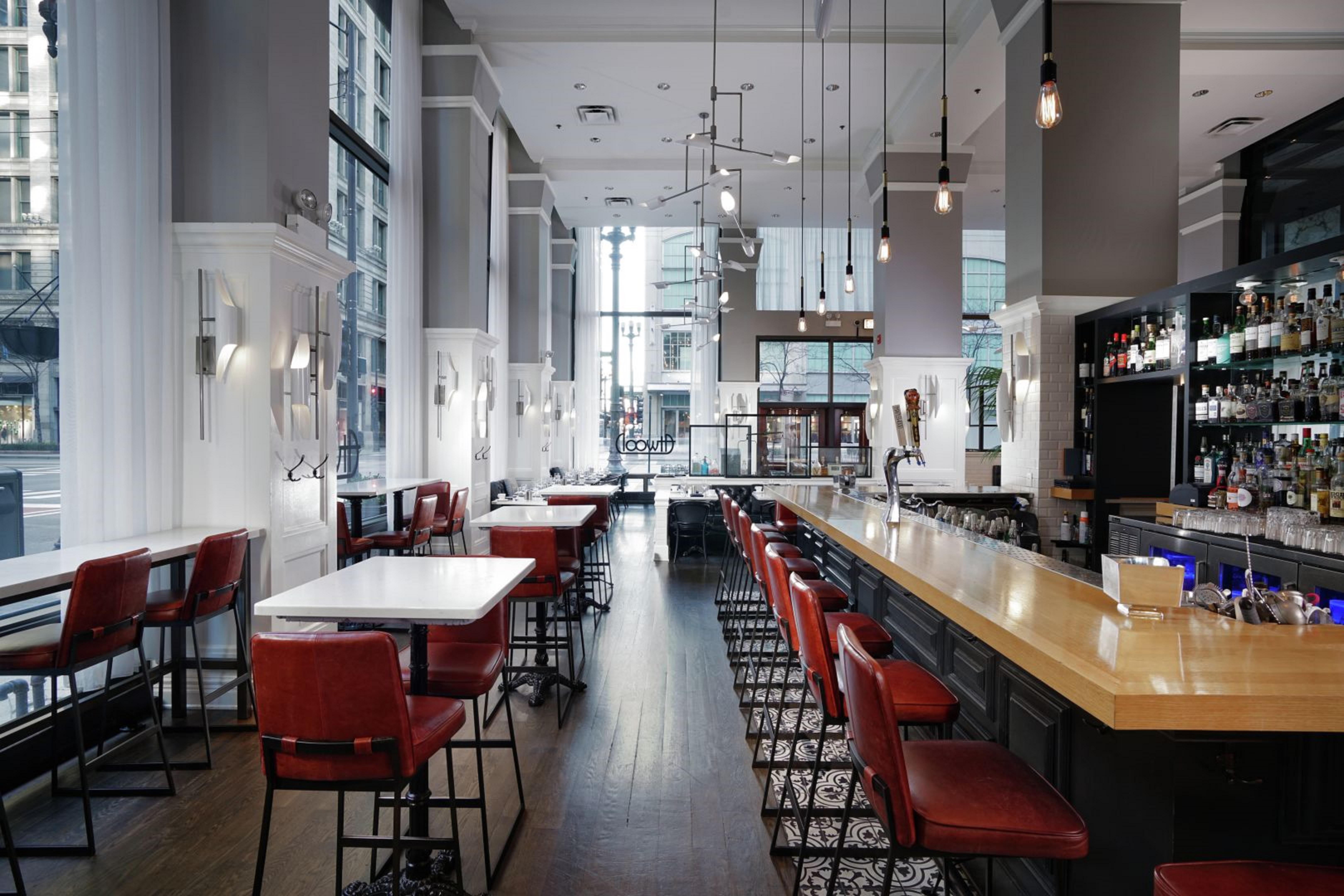 Staypineapple, An Iconic Hotel, The Loop