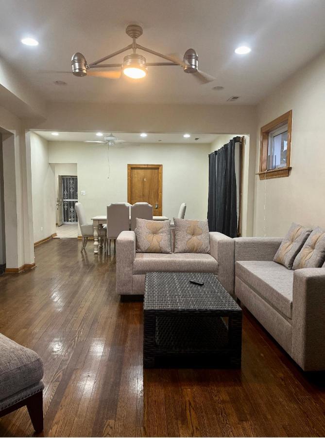 Apartment Relaxing Entire Roseland Neighborhood Unit