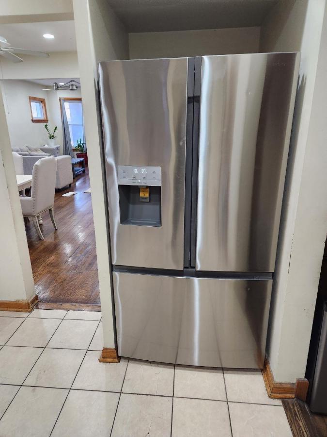 Apartment Relaxing Entire Roseland Neighborhood Unit