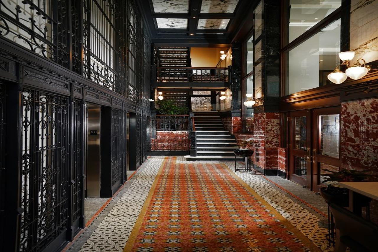 Staypineapple, An Iconic Hotel, The Loop 4* Chicago
