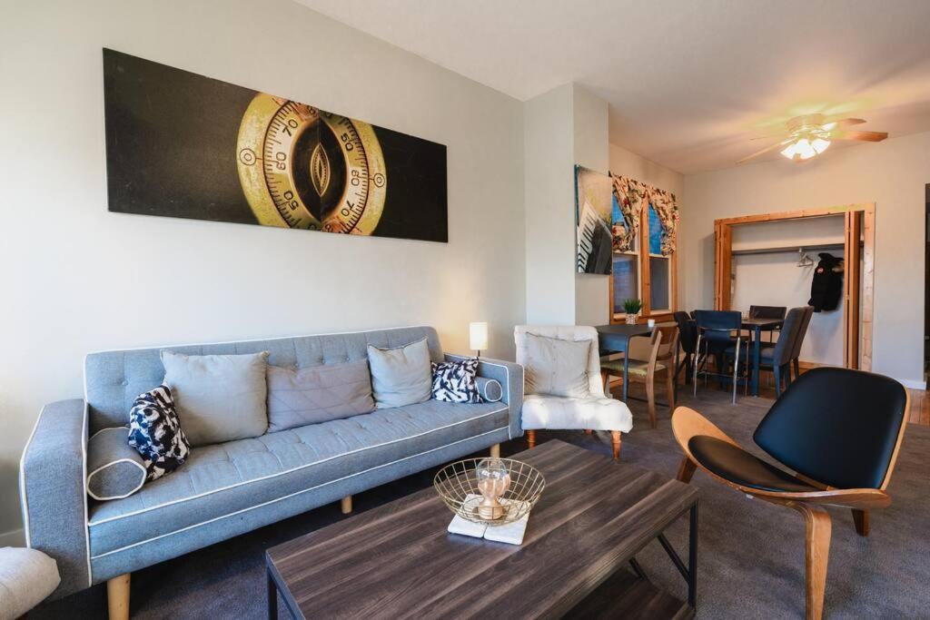 Cityscape Retreat 3br Haven With Free Parking *