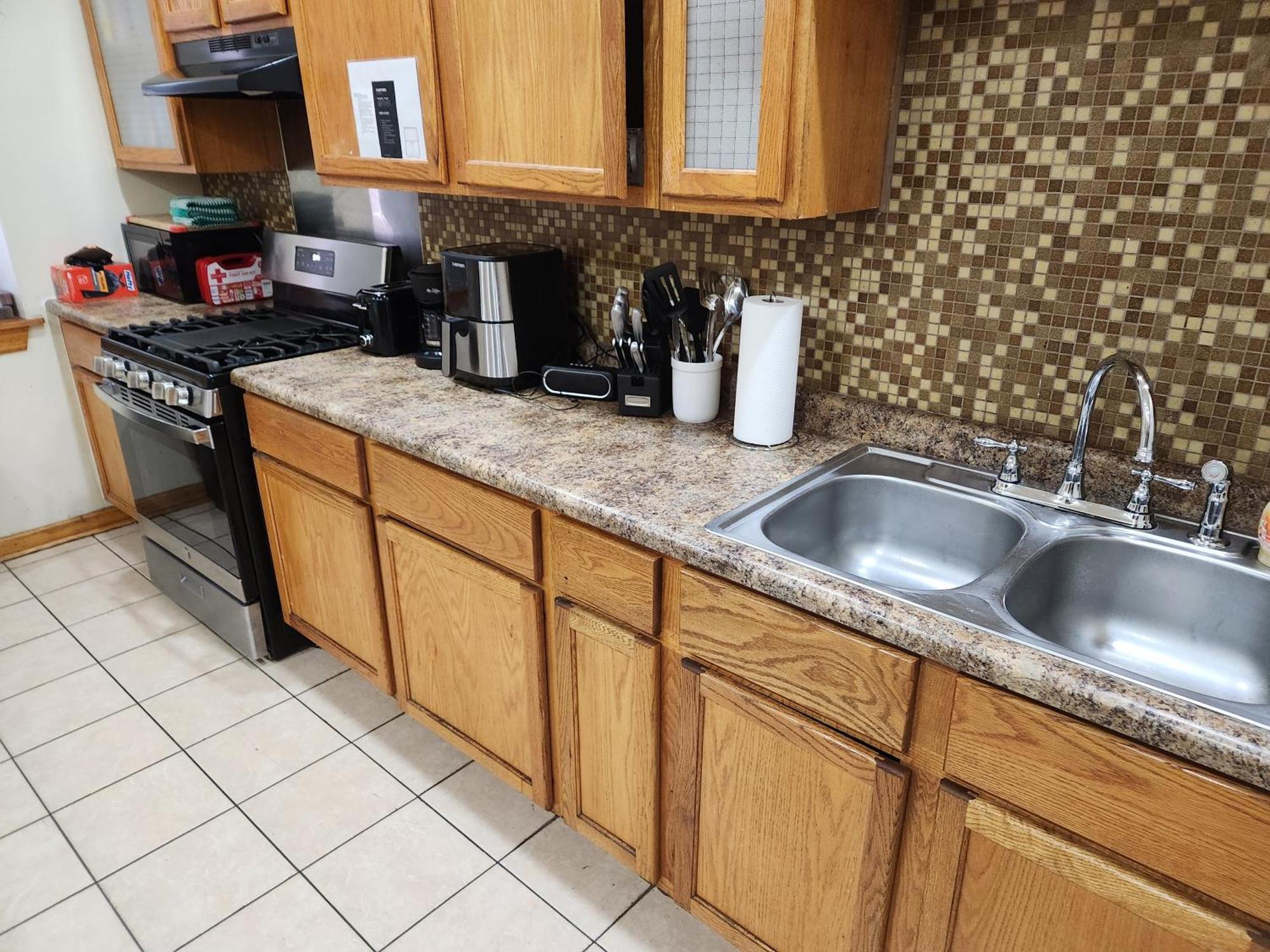 Apartment Relaxing Entire Roseland Neighborhood Unit *