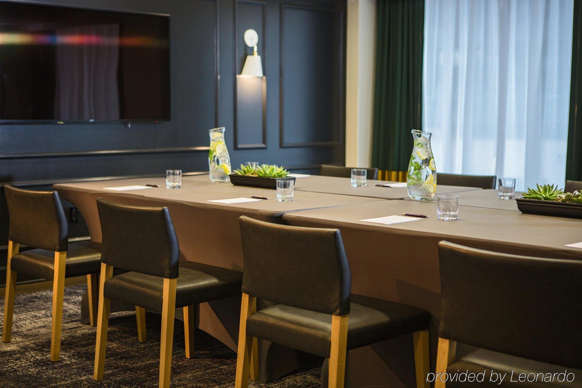 Staypineapple, An Iconic Hotel, The Loop Hotel