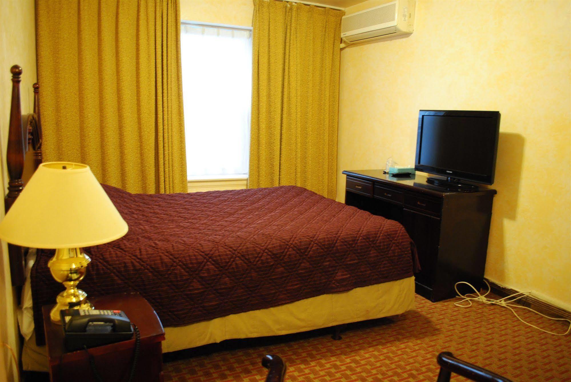 Hotel Chinatown Chicago