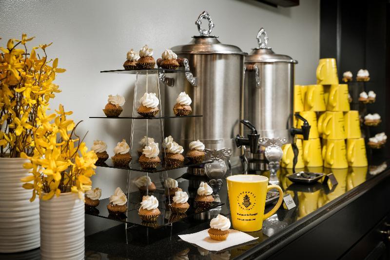 Staypineapple, An Iconic Hotel, The Loop Hotel