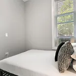 2Br Comfy And Stylish Apt In West Town - Erie 1R