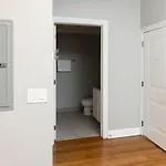 Modern River West 2Br With W&D By Zencity
