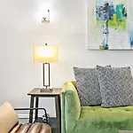 Prime 2Br Apartment Close To Park & Lakefront - Roscoe Gn