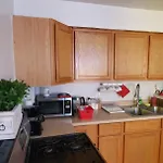 Cozy 1 Bedroom, 1 Min From Irving Park Blue Line, Free Parking