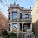 Logan Blvd Luxury! Enjoy The Well-Equipped Kitchen And Prime Location Apts