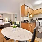 Fully Furnished Studio Apt In Lakeview - Oakdale 206