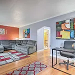 Chicago Home With Spacious Yard 14 Mi To Dtwn