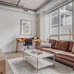 River North 1Br W Gym Coffee Shop Nr L Beach Chi-954