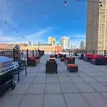 Mccormick Place Amazing 2B-2B With City View And Optional Parking For Up To 8 Guests