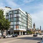 Flexhome River West Luxury Studio N1 With Gym And Rooftop