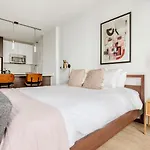 Loop Studio W Roof Deck Nr Michigan Ave Chi-1014