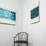 420 Long Term 2 Bedroom Laundry Private Parking