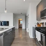 Aurelien Spacious Apartments In The Heart Of Gold Coast