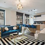 Experience Downtown Chicago At Millennium - Luxury Apartments In The Loop