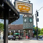 Lively 2Br Apt In Lincoln Square - Eastwood 1