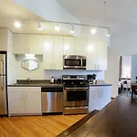 Charming 3Br In The Chicago Loop By Sonder