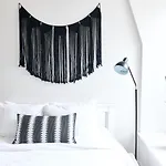 Aria - Unique Top-Floor One Bed By Short Stay