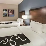 La Quinta Inn & Suites By Wyndham Chicago Downtown