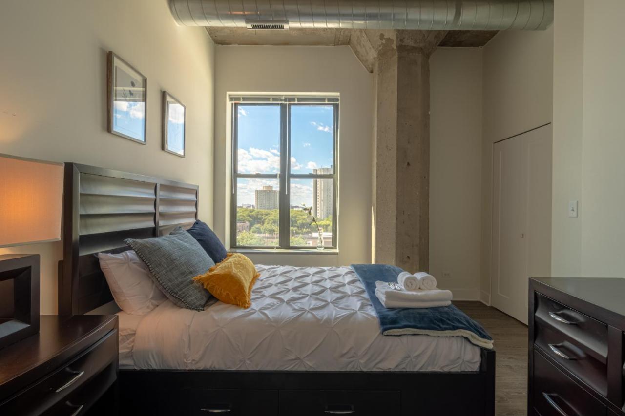 Mccormick Place Downtown: Luxurious 3br/2ba For 10 Apartment