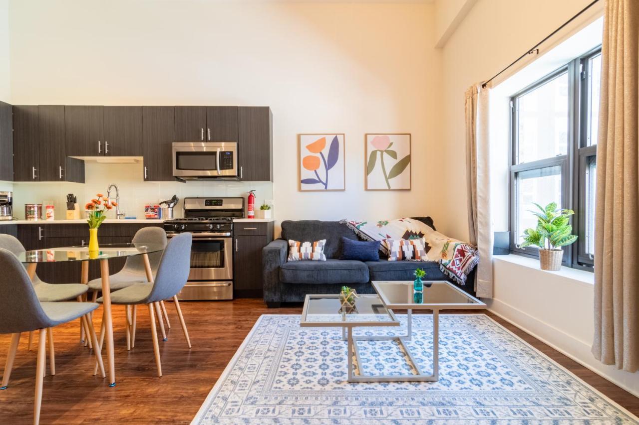 Apartment Mccormick Place 420 Friendly 3br-2ba In Downtown With Optional Parking For 8 Guests Chicago
