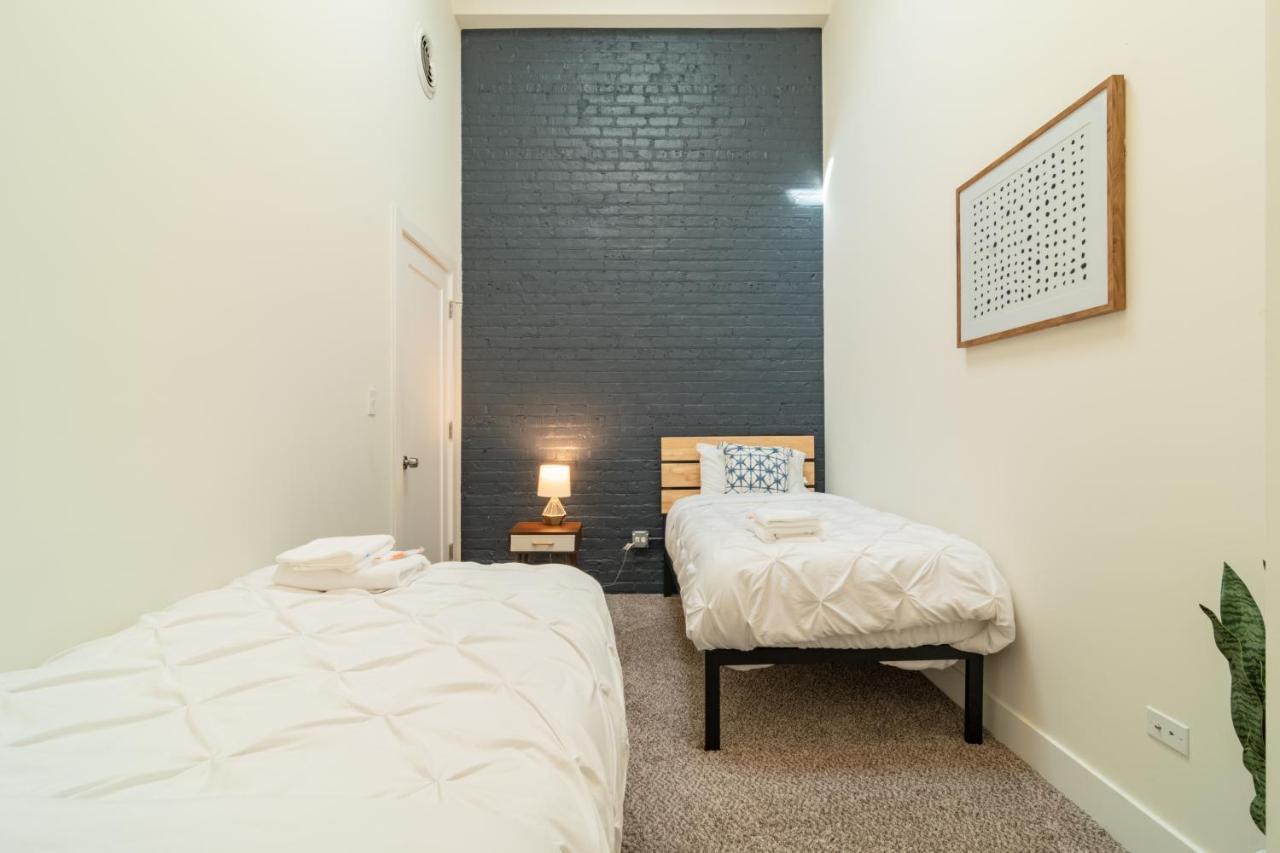 Apartment Mccormick Place 420 Friendly 3br-2ba In Downtown With Optional Parking For 8 Guests Chicago
