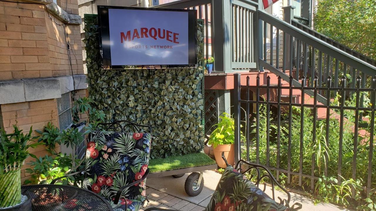 Wrigleyville Oasis Apartment Chicago