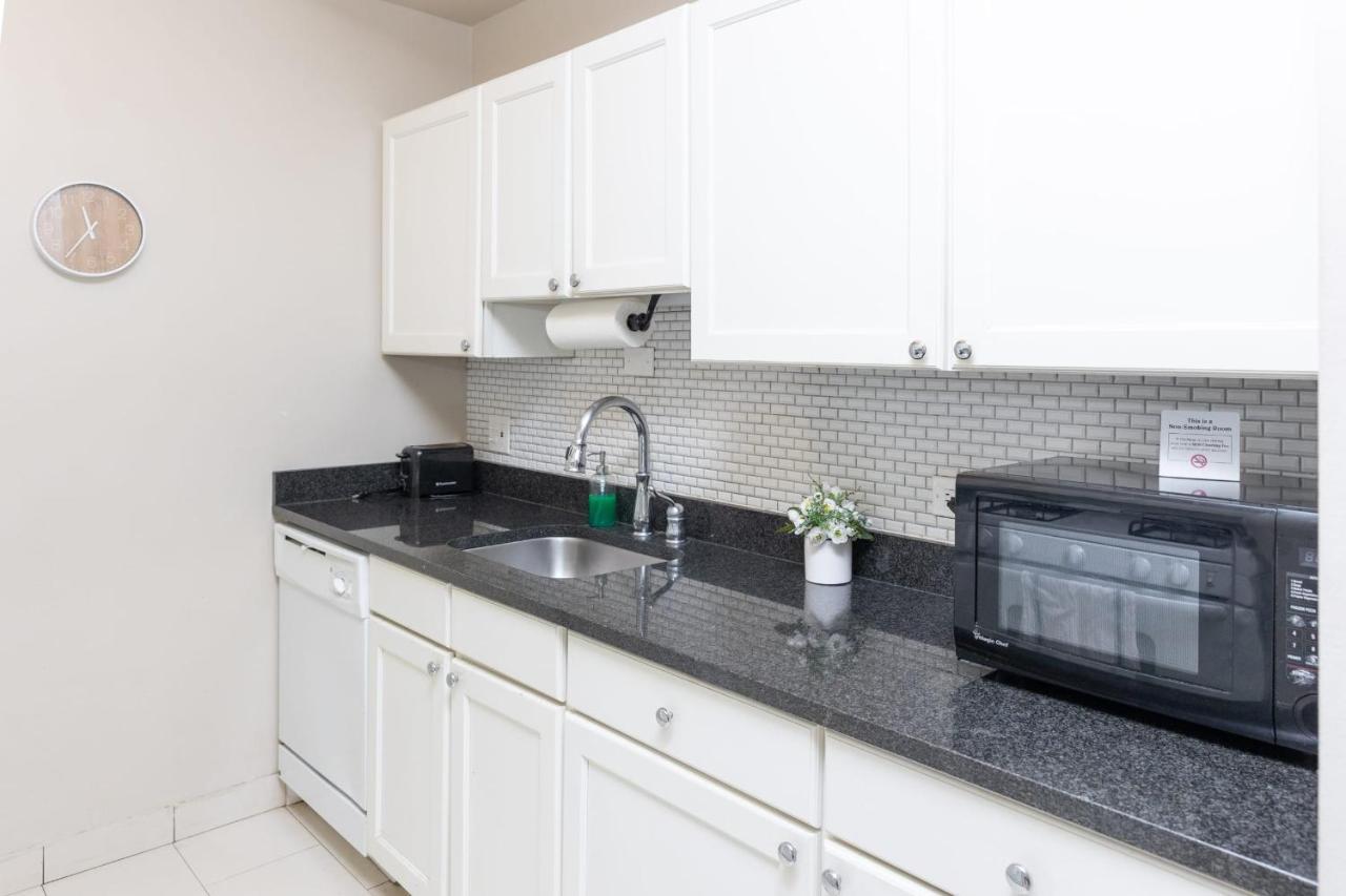 Apartment Frontdesk Historic 2 Bedroom Apt By Jackson Park *