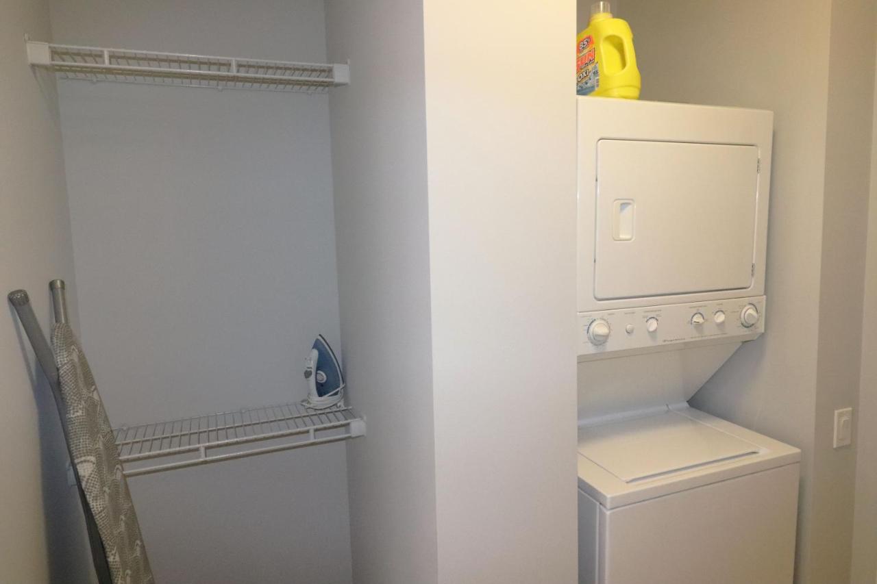 Apartment Dch 215 West Washington