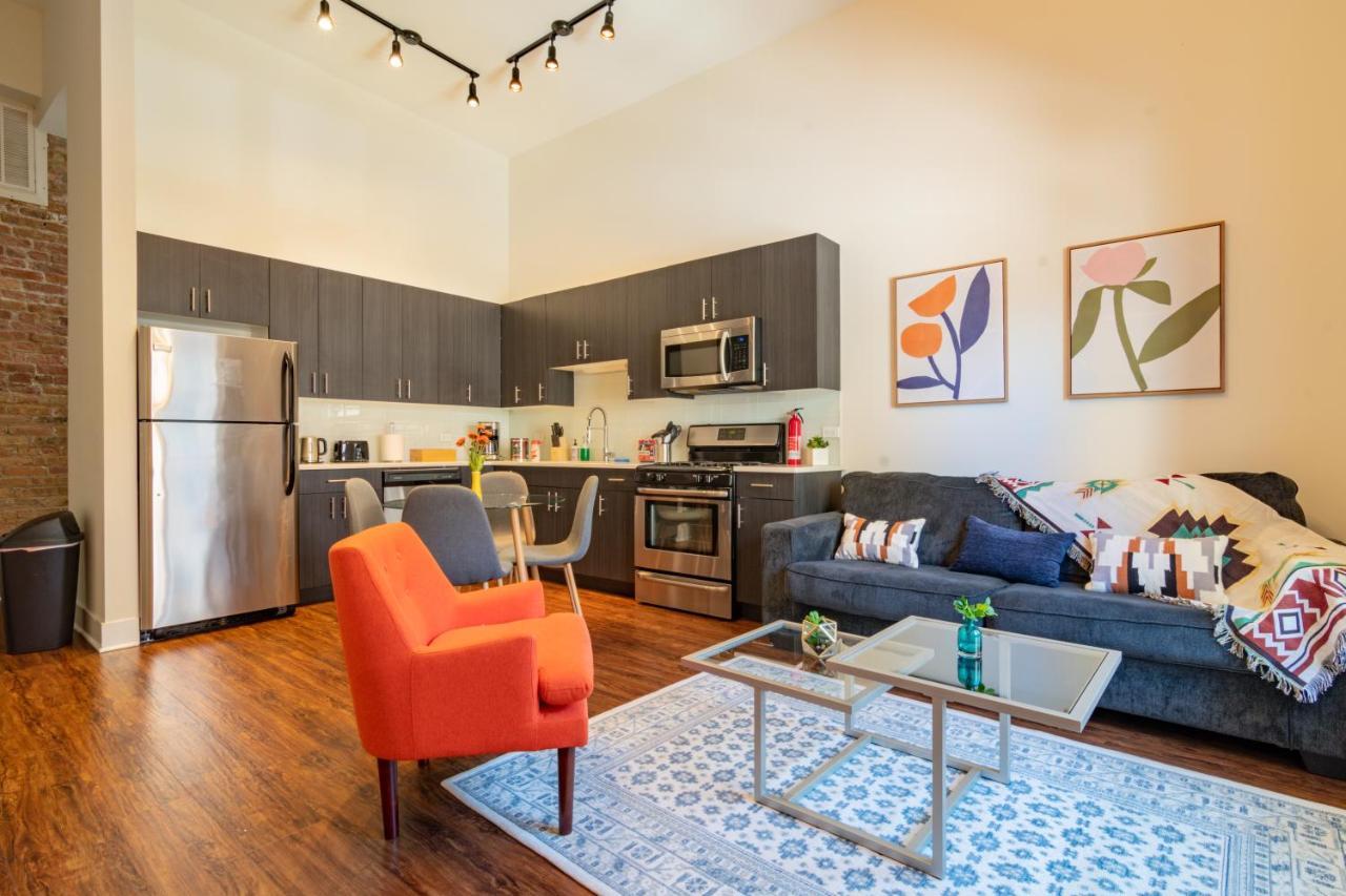 Apartment Mccormick Place 420 Friendly 3br-2ba In Downtown With Optional Parking For 8 Guests Chicago