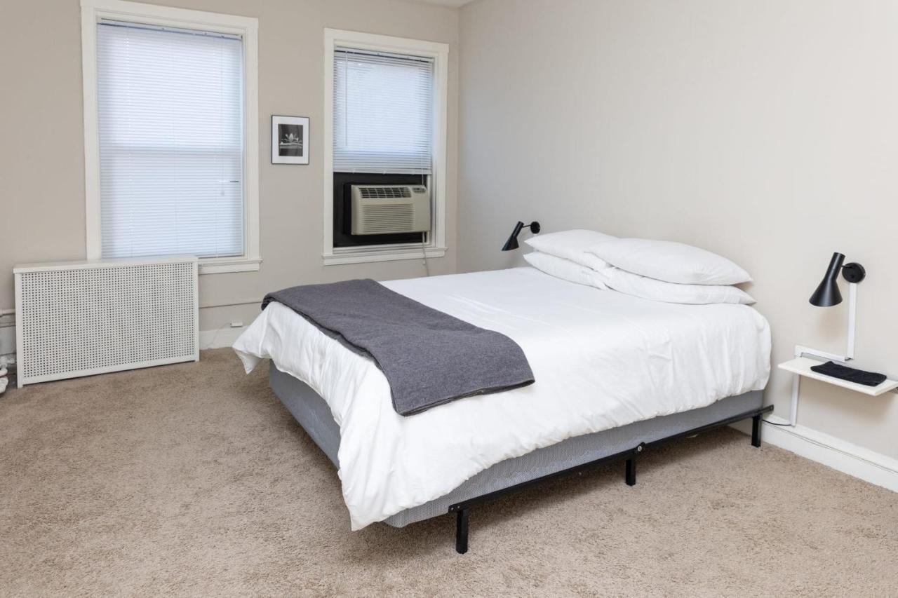 Apartment Frontdesk Historic 2 Bedroom Apt By Jackson Park Chicago