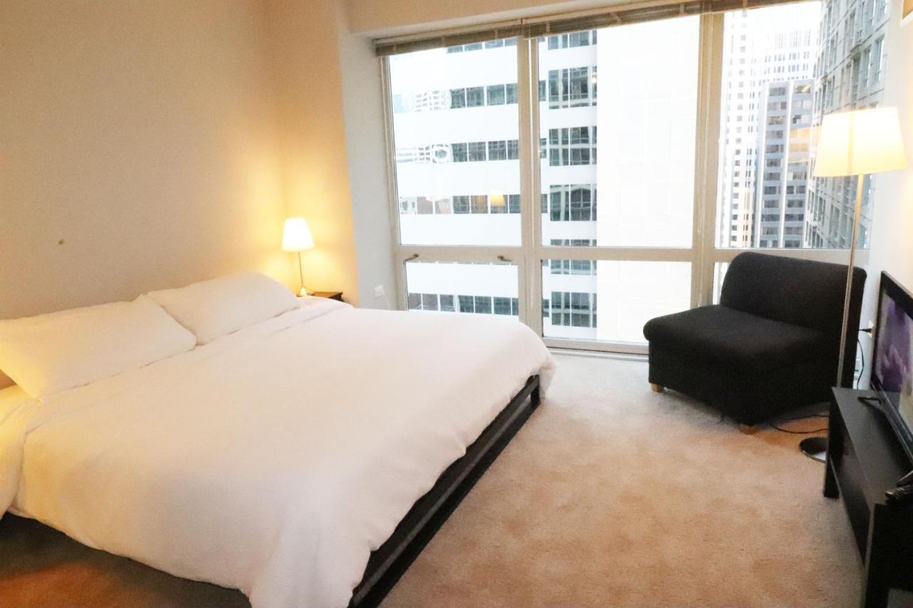 Apartment Dch 215 West Washington *