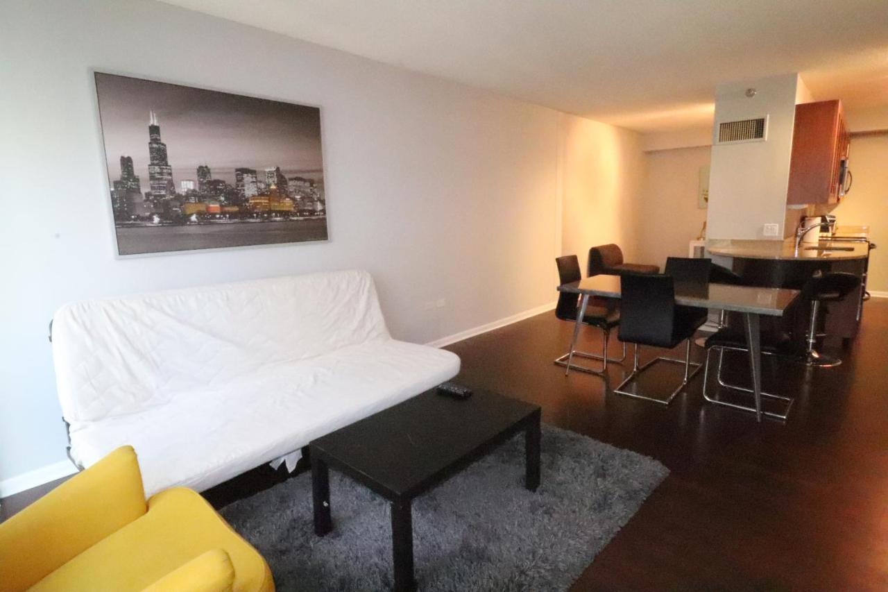 Dch 215 West Washington Chicago
