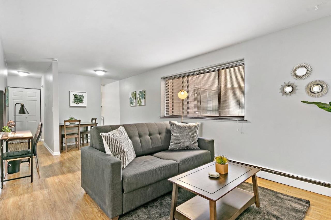 Stunning 1br At Center Of Lakeview - Oakdale 211 Apartment Chicago