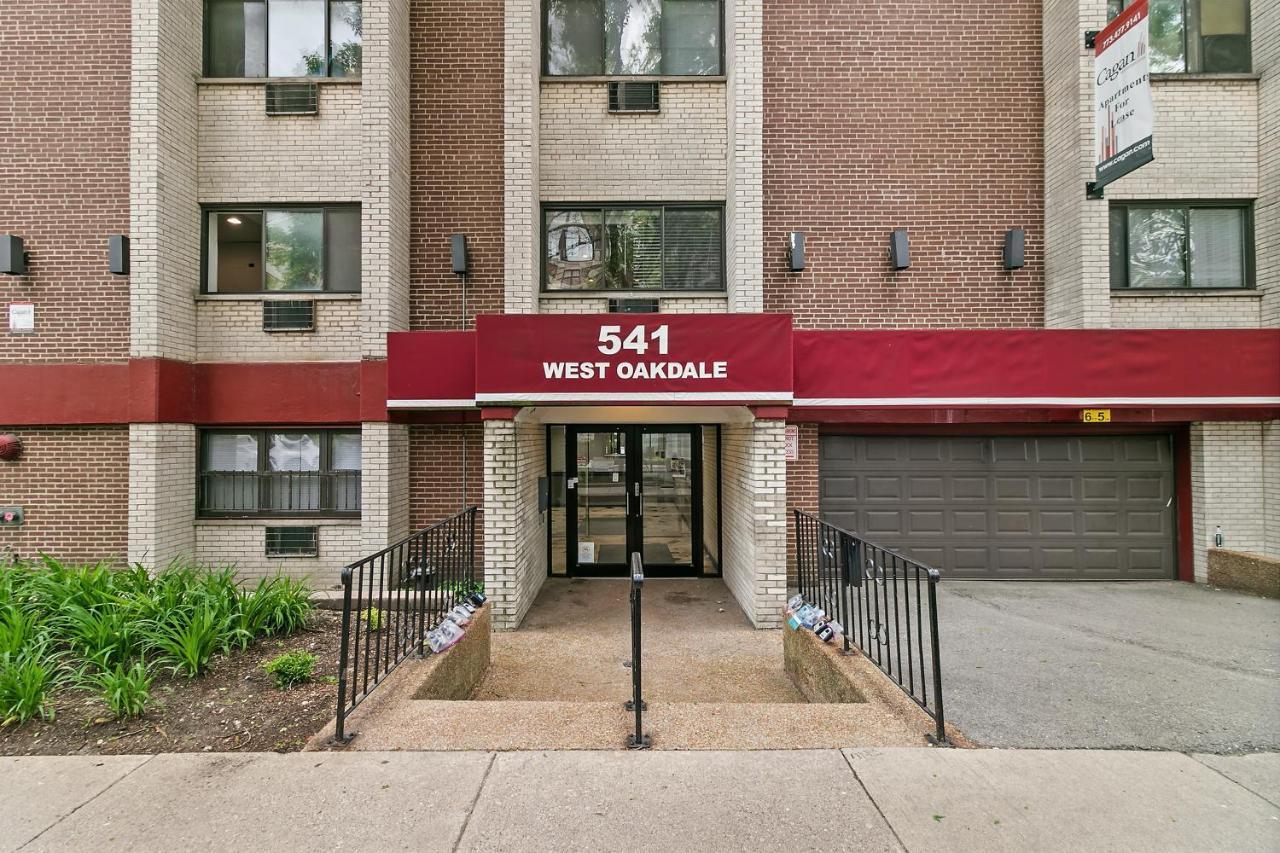 Stunning 1br At Center Of Lakeview - Oakdale 211 *