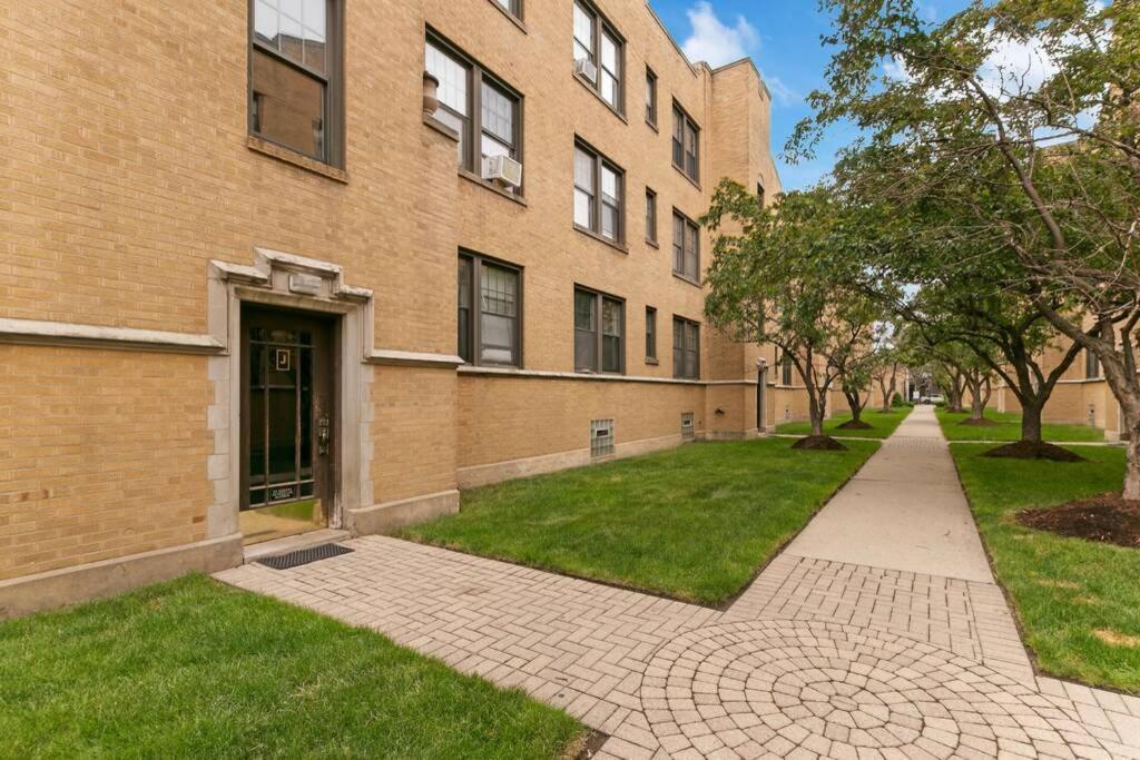 Apartment Well-furnished 1br Apt In Popular Spot - Belmont J3 Chicago