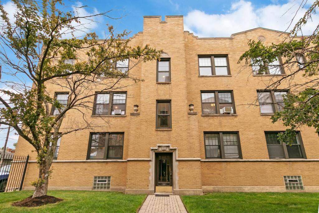 Well-furnished 1br Apt In Popular Spot - Belmont J3 Apartment *