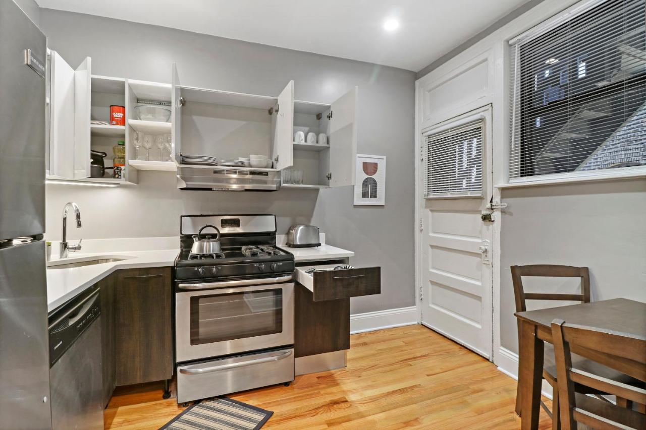 Homey 2br Unit In Boystown, Steps From Everything - Stratford 2n 3n Rep Chicago