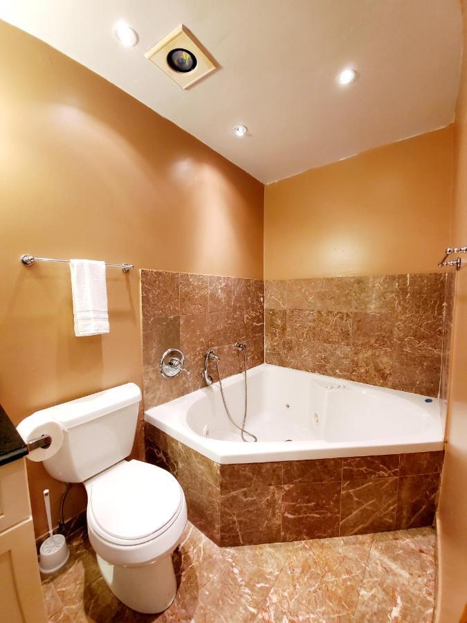 Apartment Studio With Jacuzzi Close To Loyola Free Parking