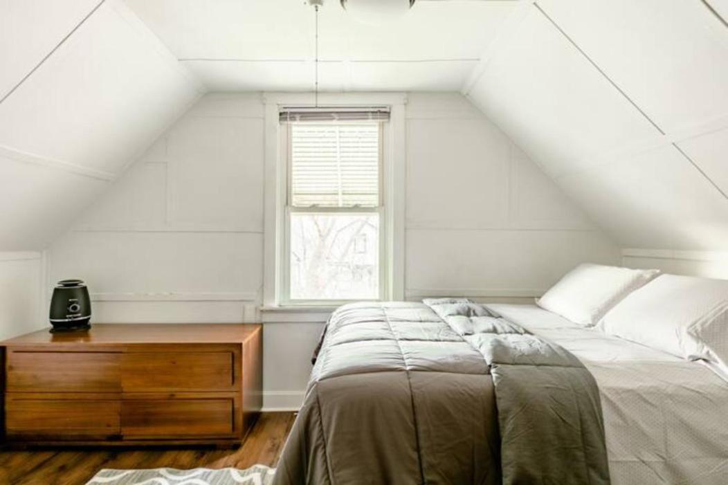 The Avondale Attic Apartment Chicago