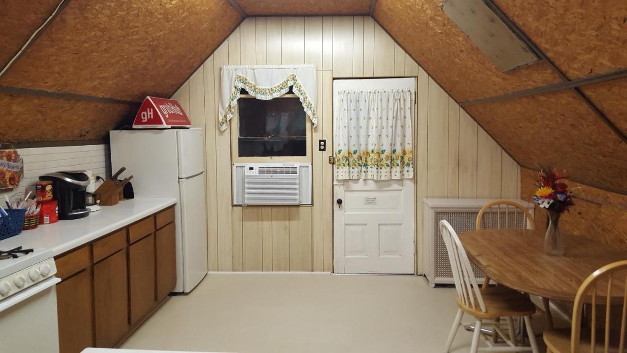 The Avondale Attic Apartment *