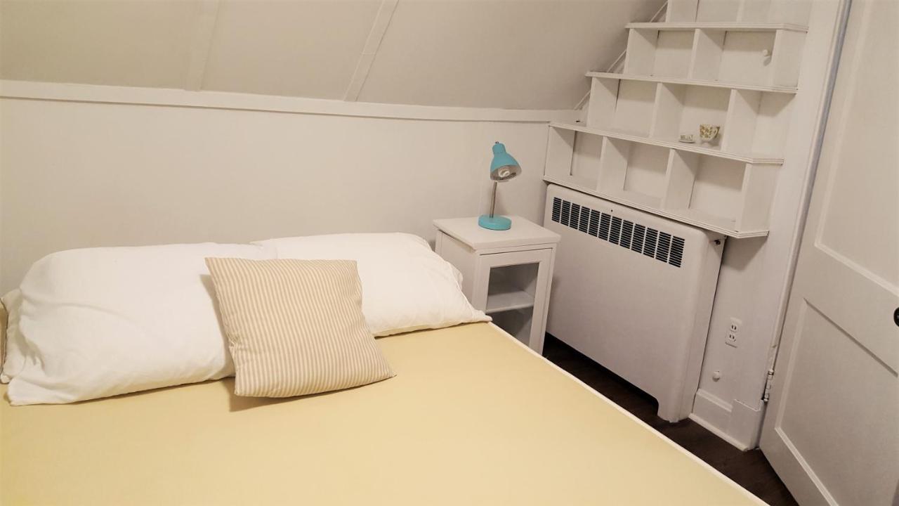 The Avondale Attic Apartment Chicago